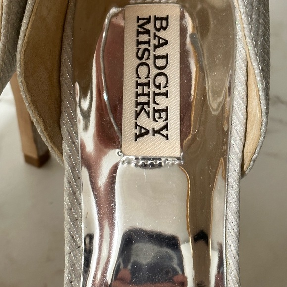 Badgley Mischka Collection Kari Ankle Strap Sandal NWOT - Picture 4 of 8